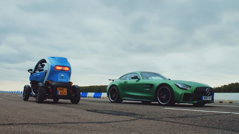 Η AMG GT R έχασε από το Renault Twizy!